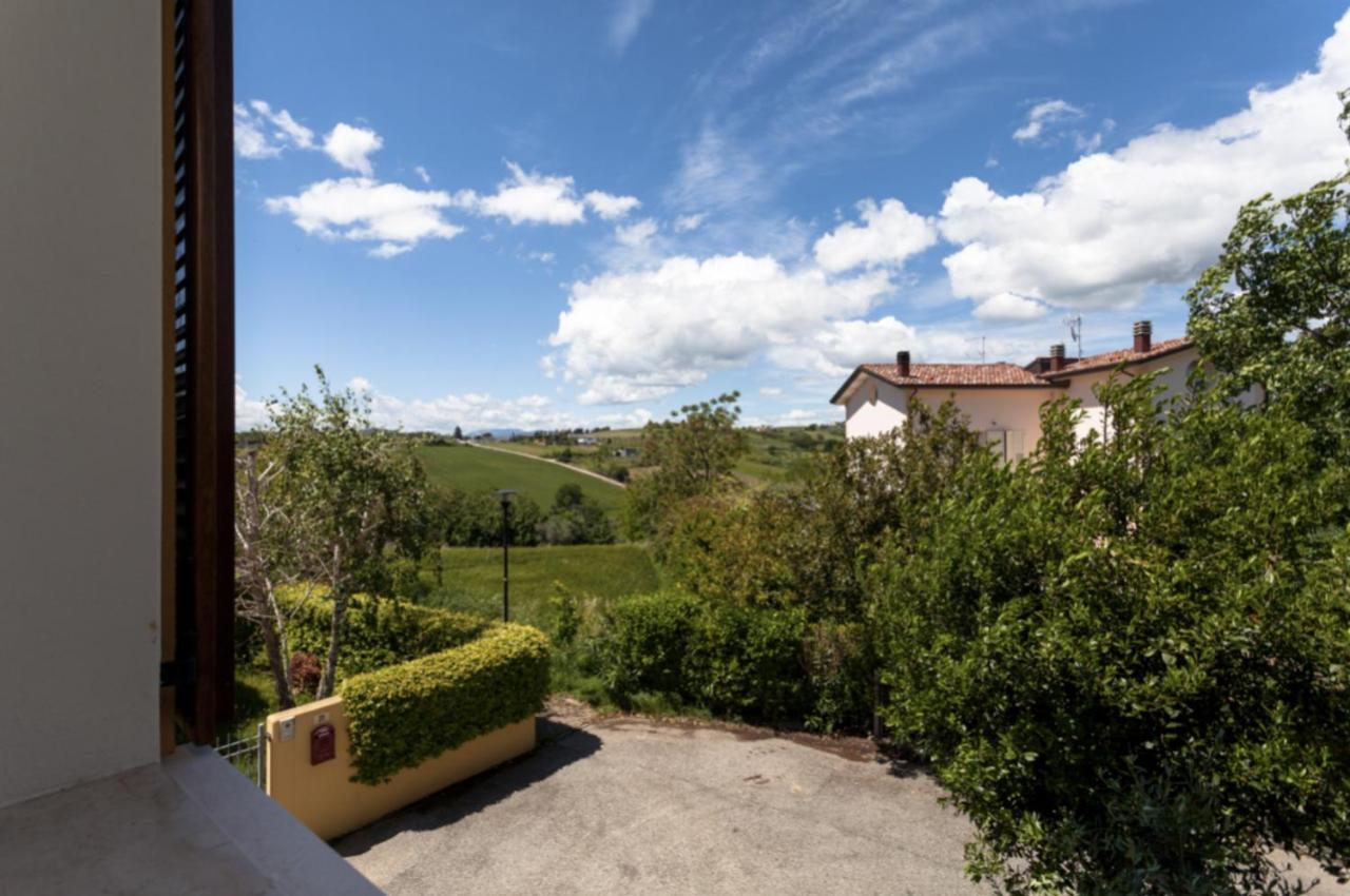 Ferienwohnung Relax In Collina Misano Adriatico Exterior foto