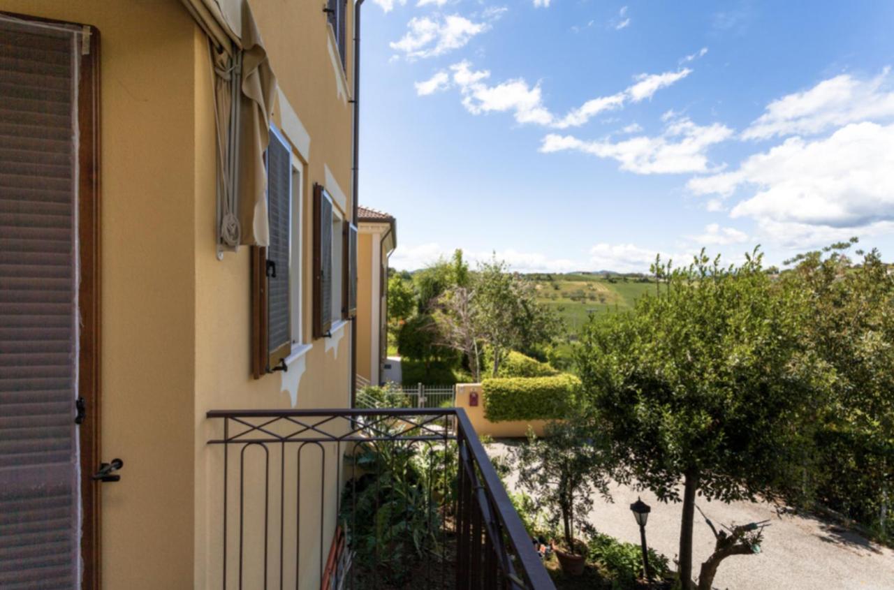 Ferienwohnung Relax In Collina Misano Adriatico Exterior foto