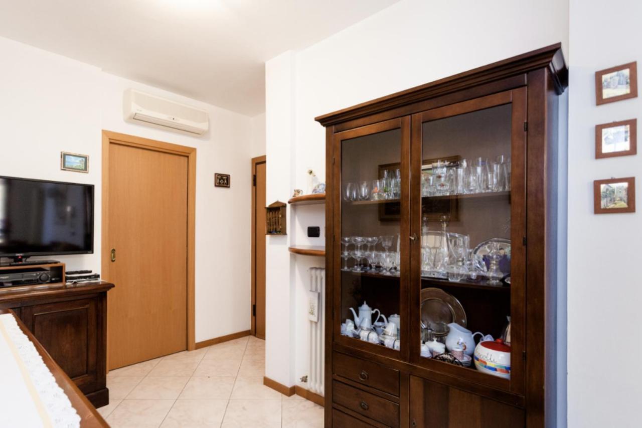 Ferienwohnung Relax In Collina Misano Adriatico Exterior foto